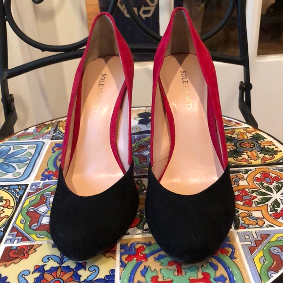Sole Society color block red/black round toe pump - Picture 5 of 7
